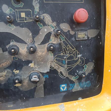 徐工GTBZ22S直臂式高空作业平台