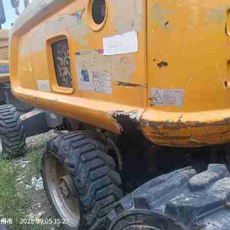 徐工GTBZ22S直臂式高空作业平台