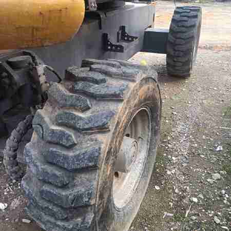 徐工GTBZ22S直臂式高空作业平台