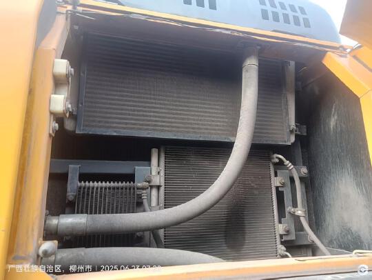 徐工XE370D履帶式挖掘機
