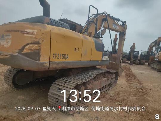 徐工XE215DA履帶式挖掘機