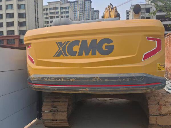 徐工XE215GA履帶式挖掘機