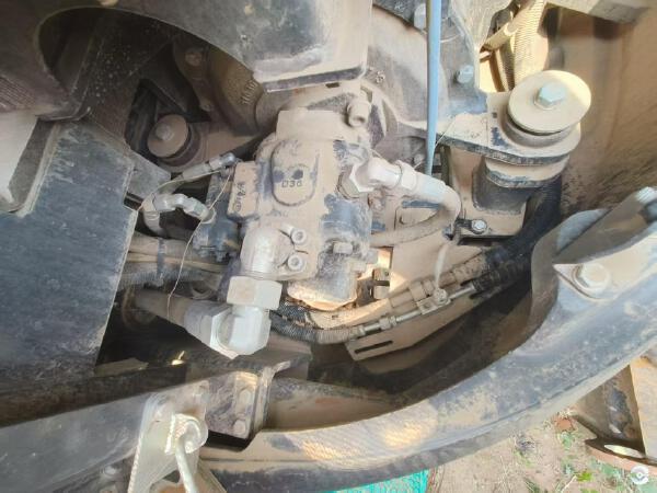 徐工XE60GA履带式挖掘机