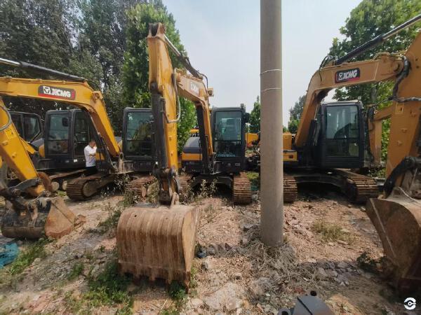 徐工XE60GA履带式挖掘机