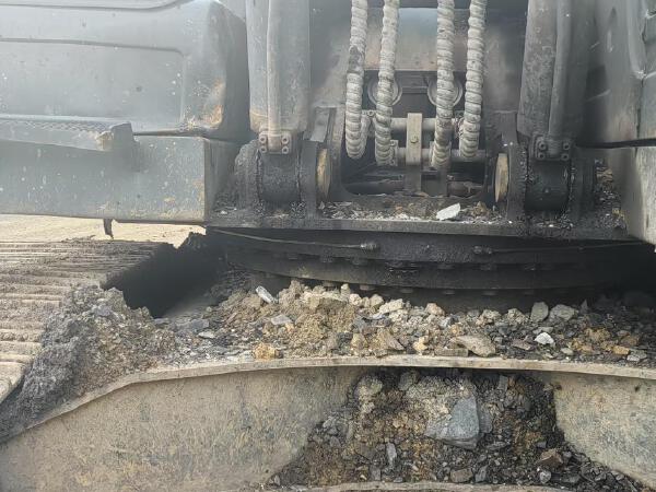 徐工XE215DA履带式挖掘机