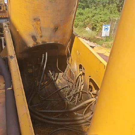 徐工QAY160全路面汽车起重机
