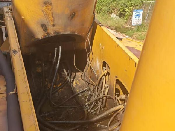 徐工QAY160全路面汽车起重机