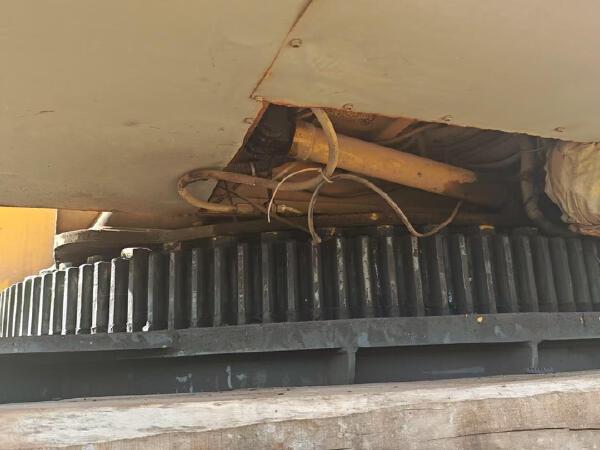 徐工QAY160全路面汽車起重機