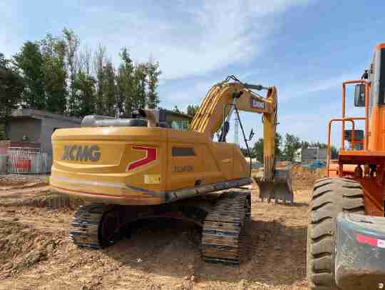 徐工XE245GH履帶式挖掘機