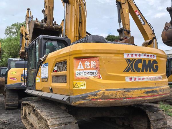 徐工XE270GK履帶式挖掘機