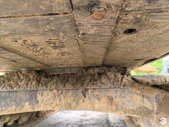 徐工XE270GK履帶式挖掘機