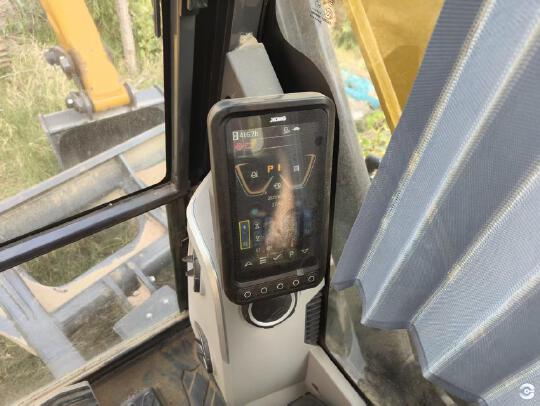 徐工XE75GA履帶式挖掘機