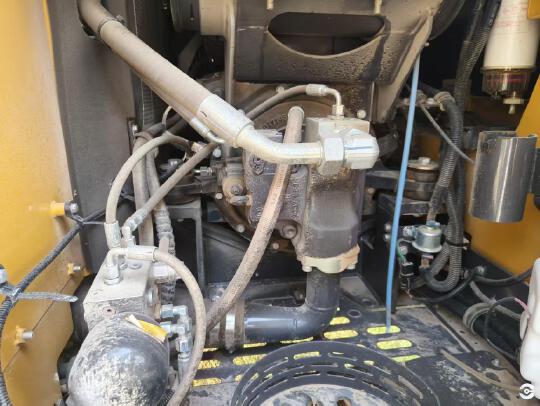 徐工XE75GA履帶式挖掘機