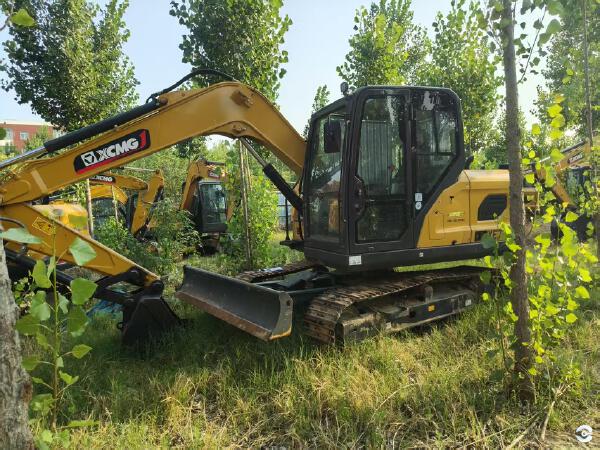 徐工XE75GA履帶式挖掘機