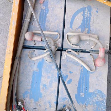 徐工GTJZ1012剪叉式高空作业平台