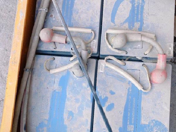 徐工GTJZ1012剪叉式高空作業(yè)平臺