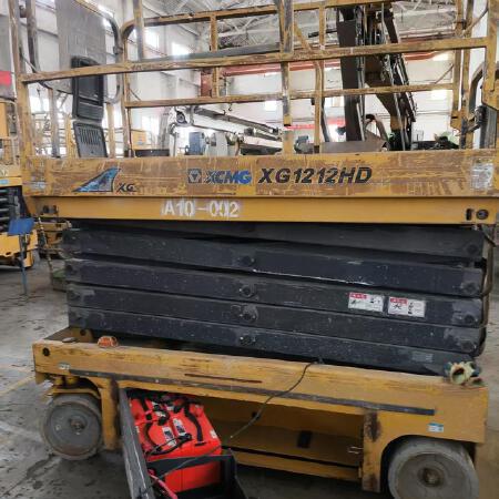 徐工XG1212HD剪叉式高空作业平台