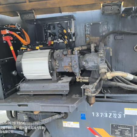 徐工GTBZ22S直臂式高空作业平台