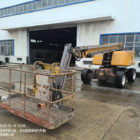 徐工GTBZ22S直臂式高空作业平台