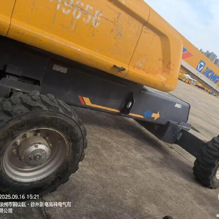 徐工GTBZ32S直臂式高空作业车