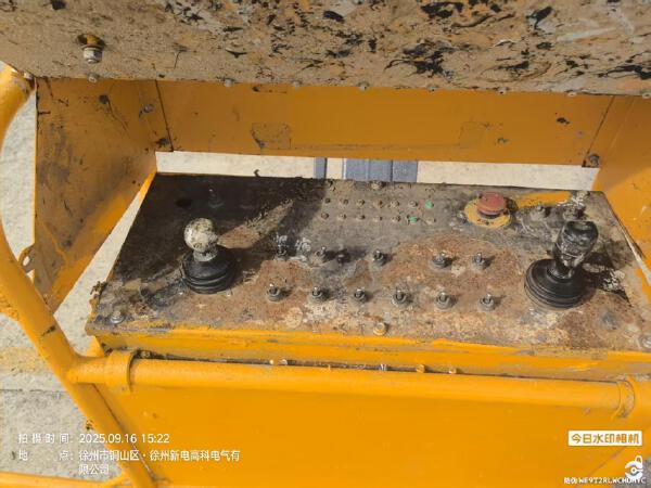 徐工GTBZ32S直臂式高空作業(yè)車