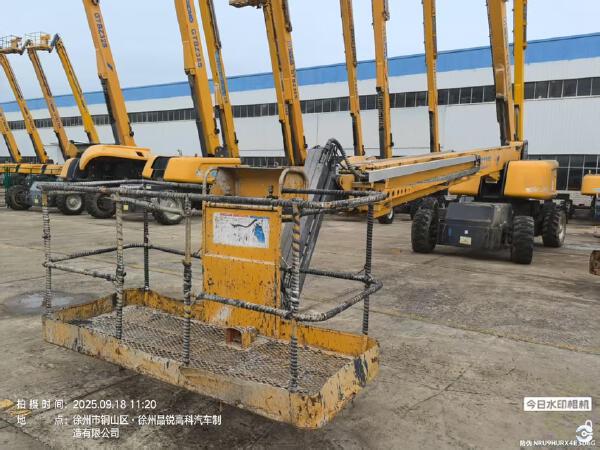 徐工GTBZ32S直臂式高空作業(yè)車