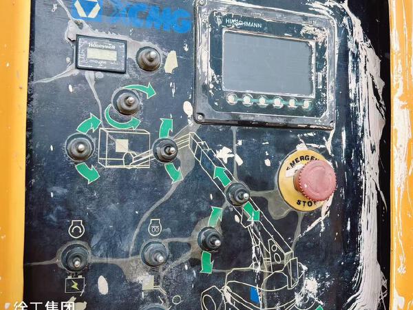 徐工GTBZ38S直臂式高空作業(yè)車(chē)