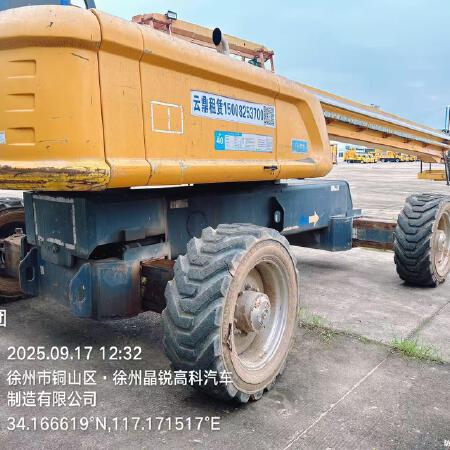 徐工GTBZ38S直臂式高空作业车