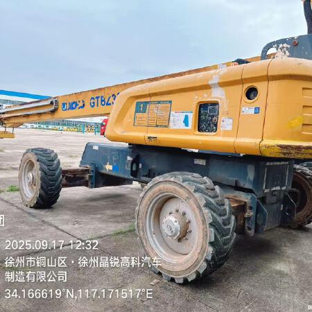徐工GTBZ38S直臂式高空作业车