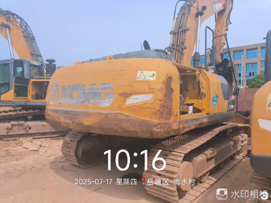 徐工XE305D履帶式挖掘機(jī)