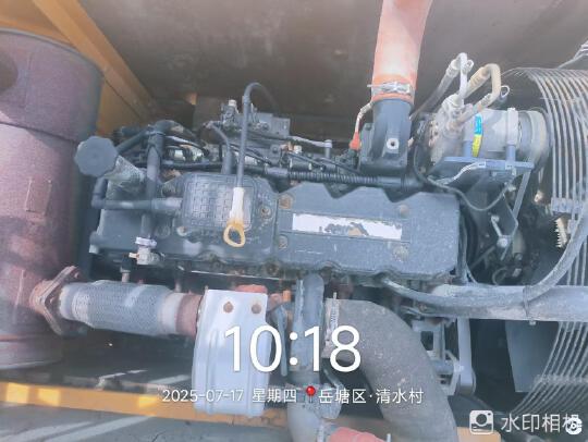 徐工XE305D履帶式挖掘機(jī)