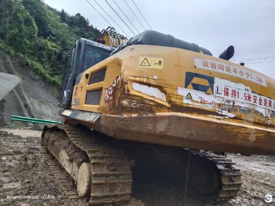 徐工XE380DK履帶式挖掘機