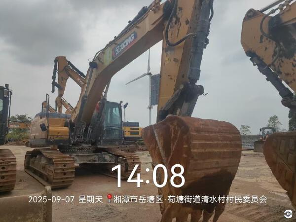 徐工XE380G PRO履帶式挖掘機