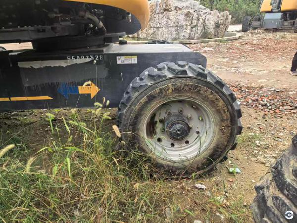 徐工GTBZ26S直臂式高空作業車