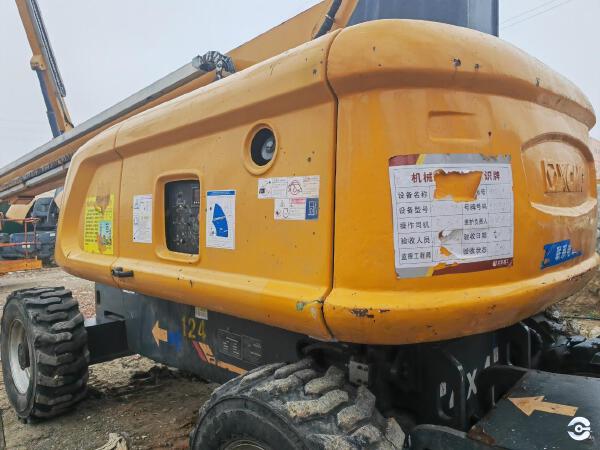 徐工GTBZ26S直臂式高空作業車