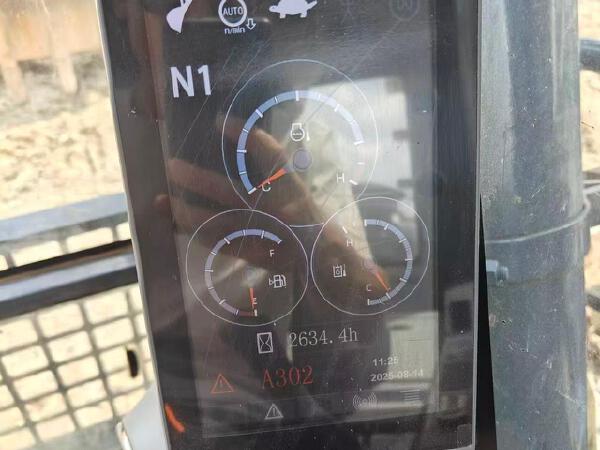 徐工XE370D履帶式挖掘機