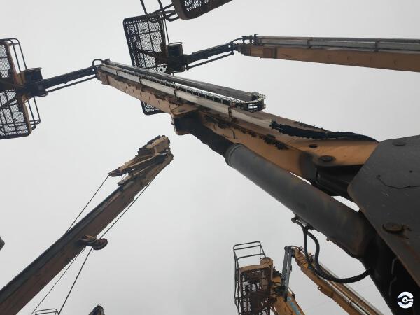 徐工GTBZ26S直臂式高空作業車